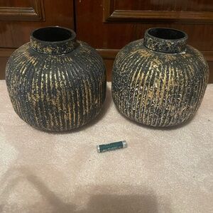 Rustic Black and Gold Vases